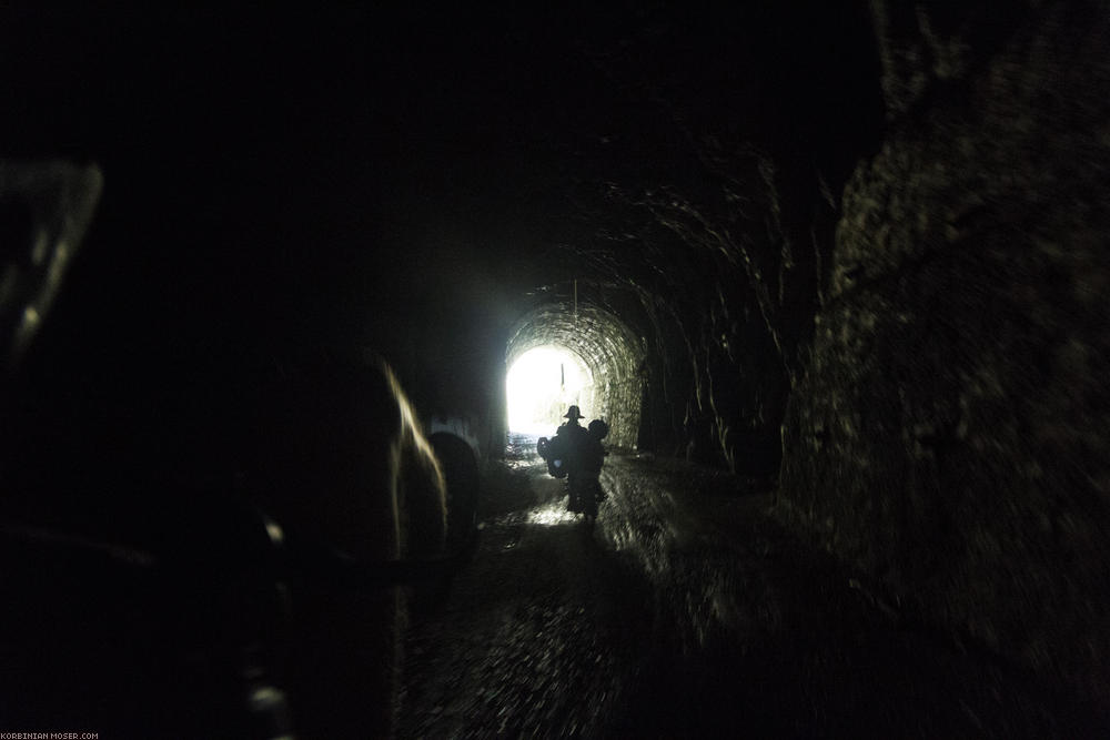 ﻿Da ist ein Licht ganz am Ende des Tunnels.