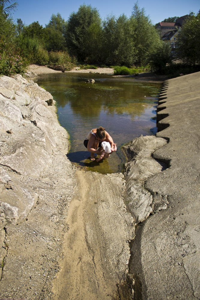 ﻿Nice bathing place at a Neckar barrage.