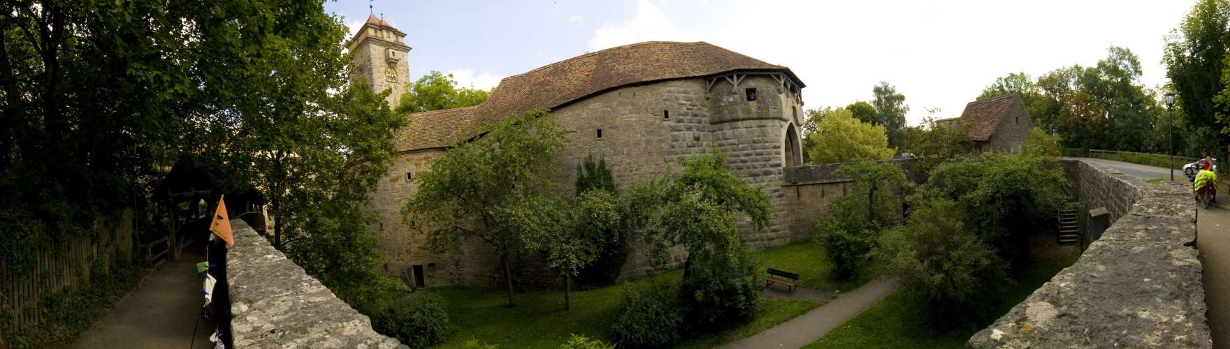 ﻿Rothenburg ob der Tauber. Eine beeindruckende, riesige Altstadt auf dem Berg.