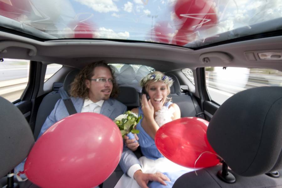 auch mit Anrufen aus den anderen Autos (wie von Eyko, Patricia und Roland).