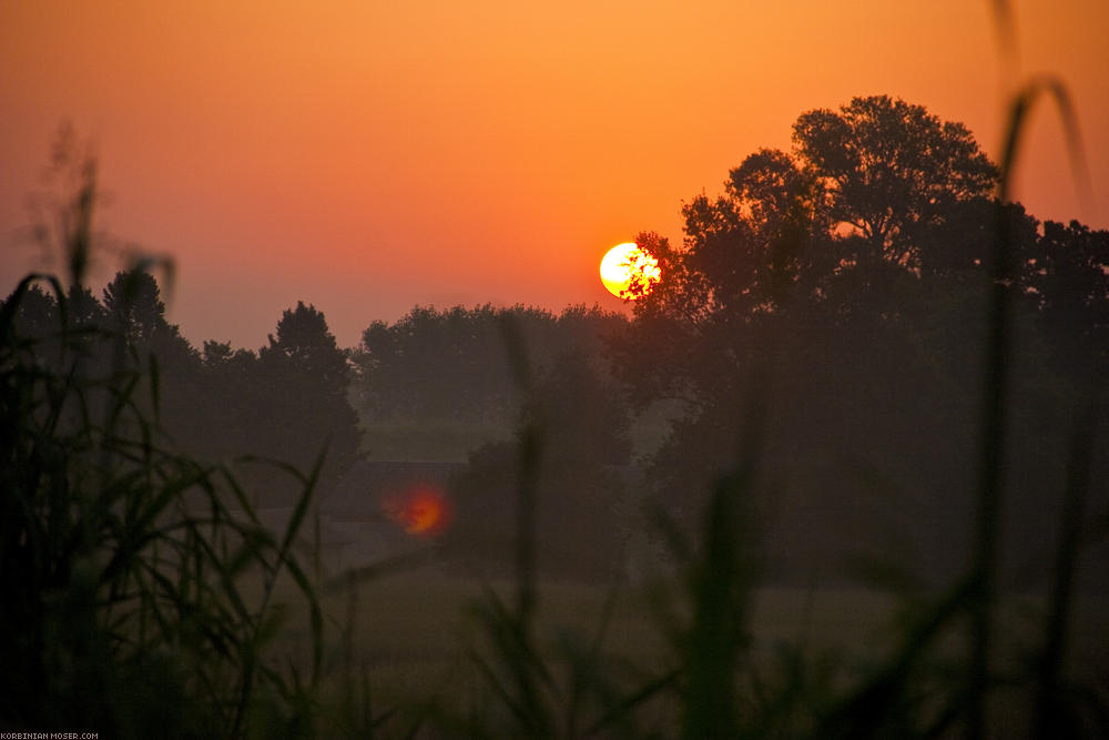 ﻿Wer früh aufsteht erlebt den Sonnenaufgang.