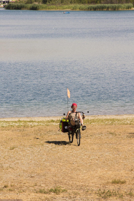 ﻿Erste Pause. Gyékényes, 9:00 Uhr morgens und schon 78 km auf dem Tacho.