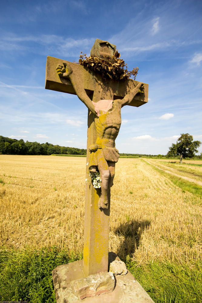 ﻿Brutal. In Eddersheim wurde Jesus nicht nur gekreuzigt, sondern zusätzlich noch geköpft!