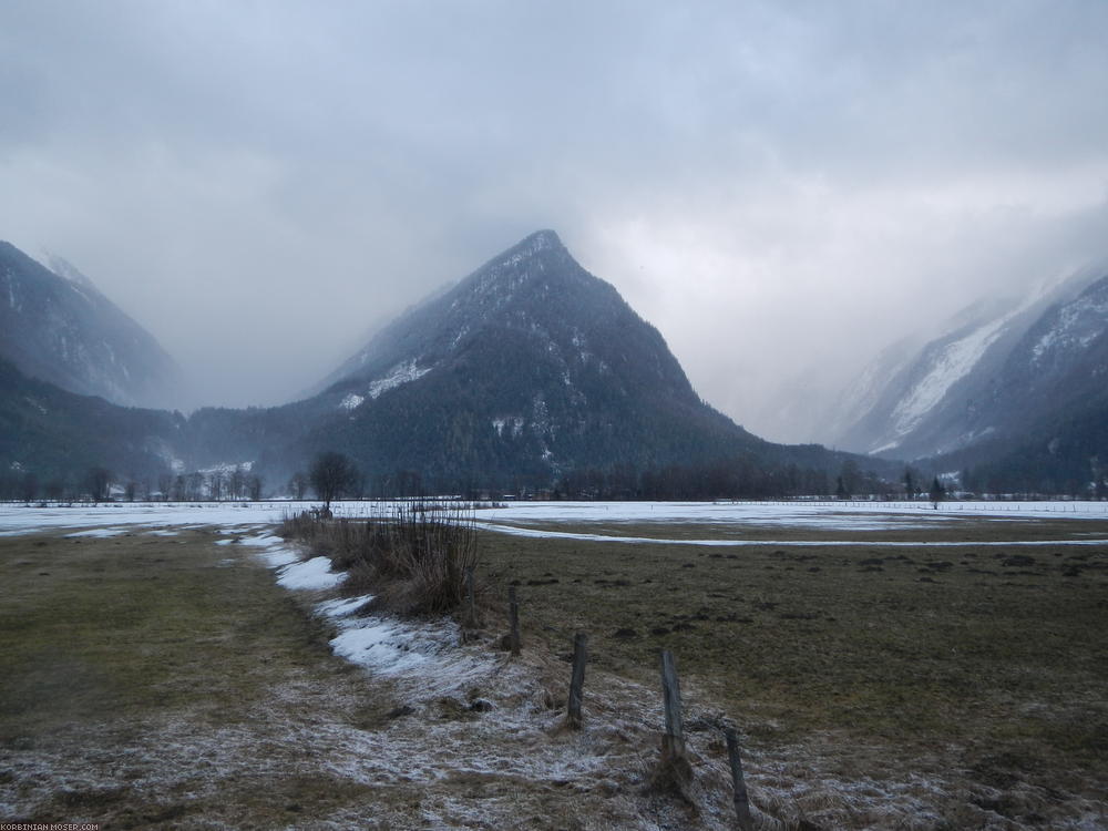 ﻿Alpen Winter Tour. Drei Pässe und Schneegestöber, März 2013