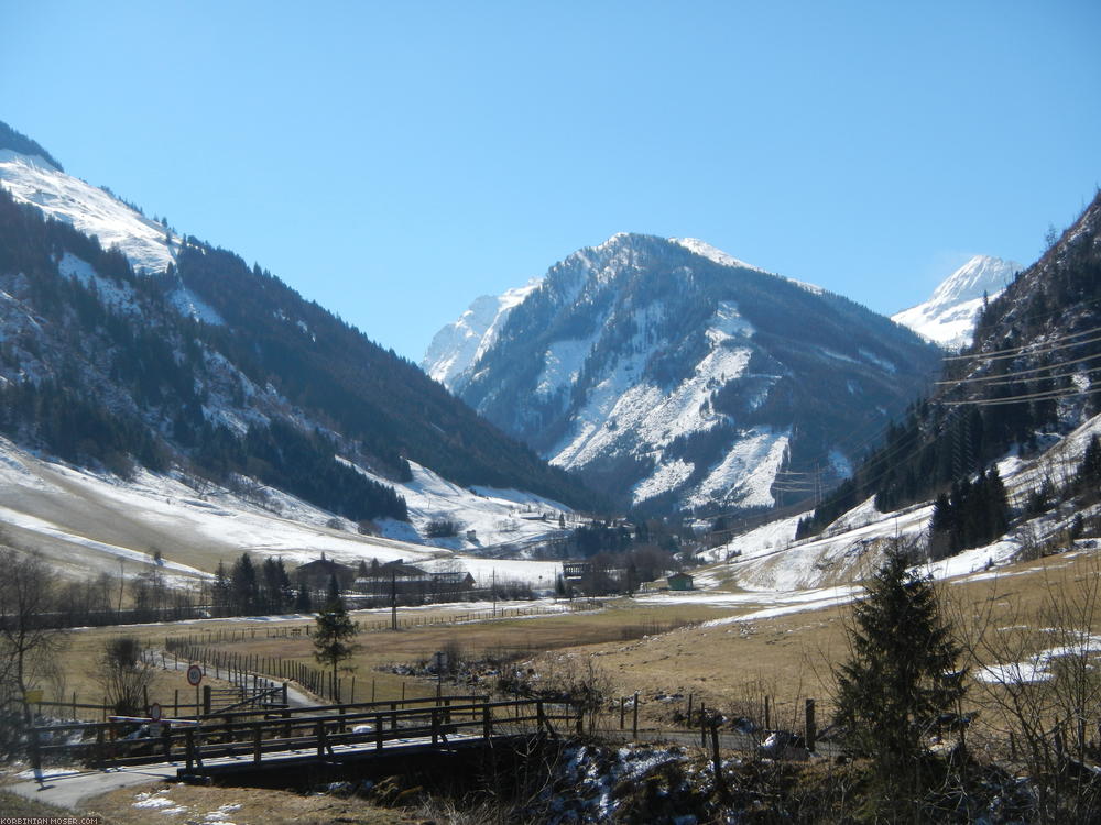 ﻿Die Felbertauernstraße hat eindrucksvolle Bergpanoramen zu bieten.