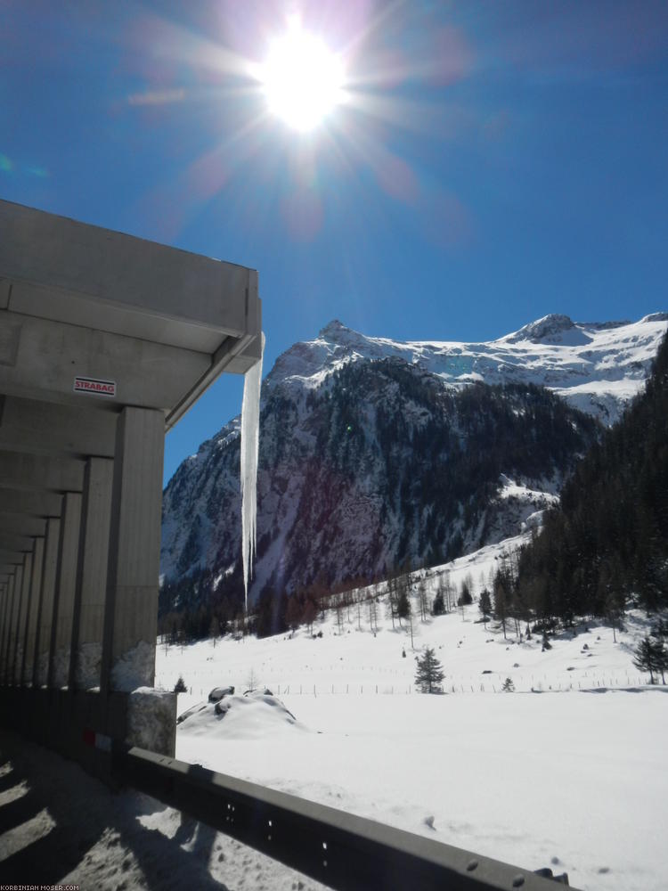 ﻿Die Felbertauernstraße hat eindrucksvolle Bergpanoramen zu bieten.