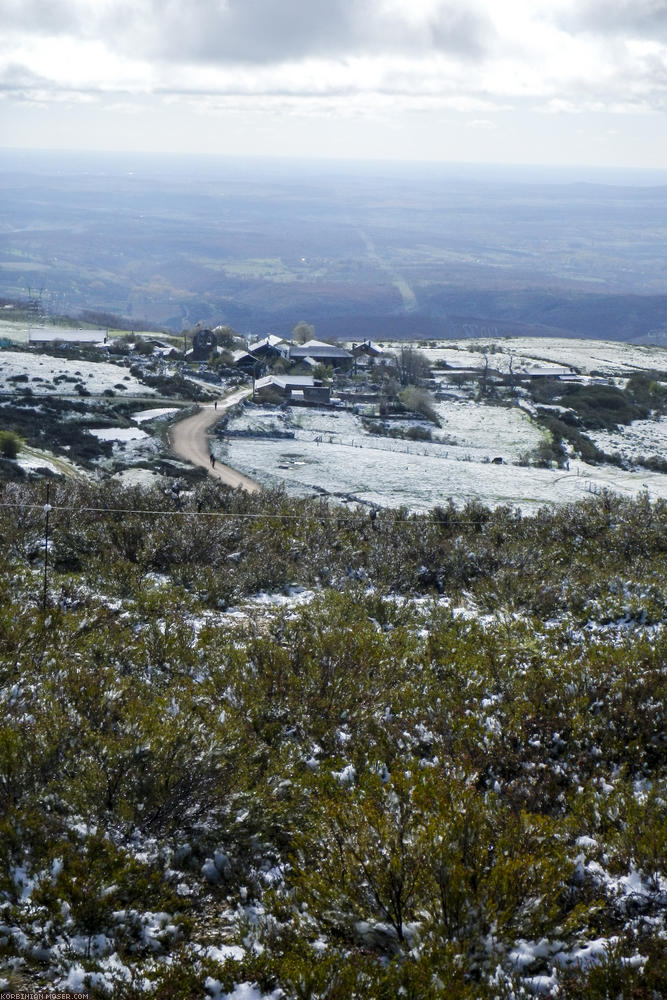 ﻿Gebirge zwischen Astorga und Ponferrada.