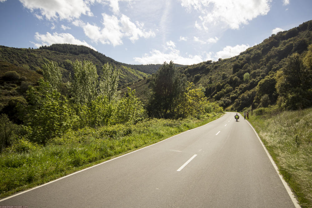 ﻿Camino de Santjátszó. Schwerlastpilgern im April-Mai 2014.