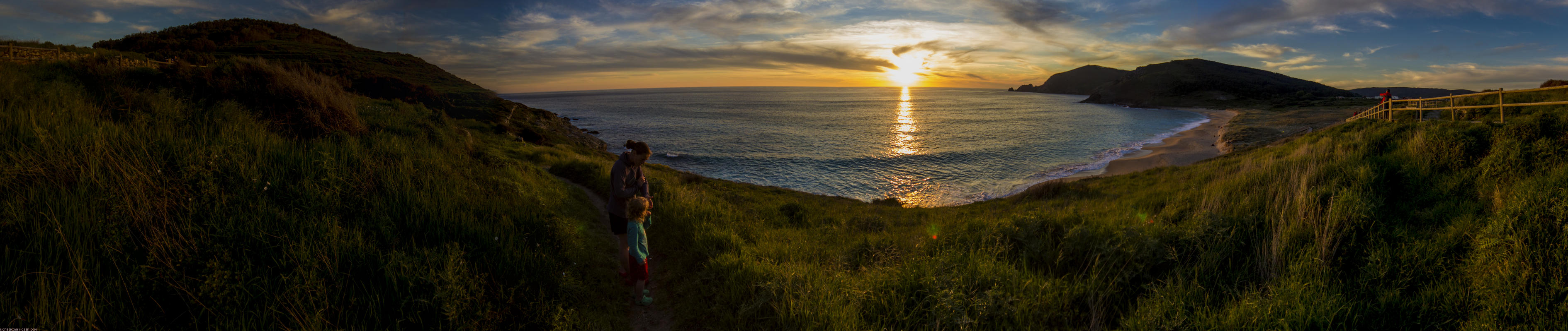 ﻿Finisterra. Sonnenuntergang am Ende der Welt.