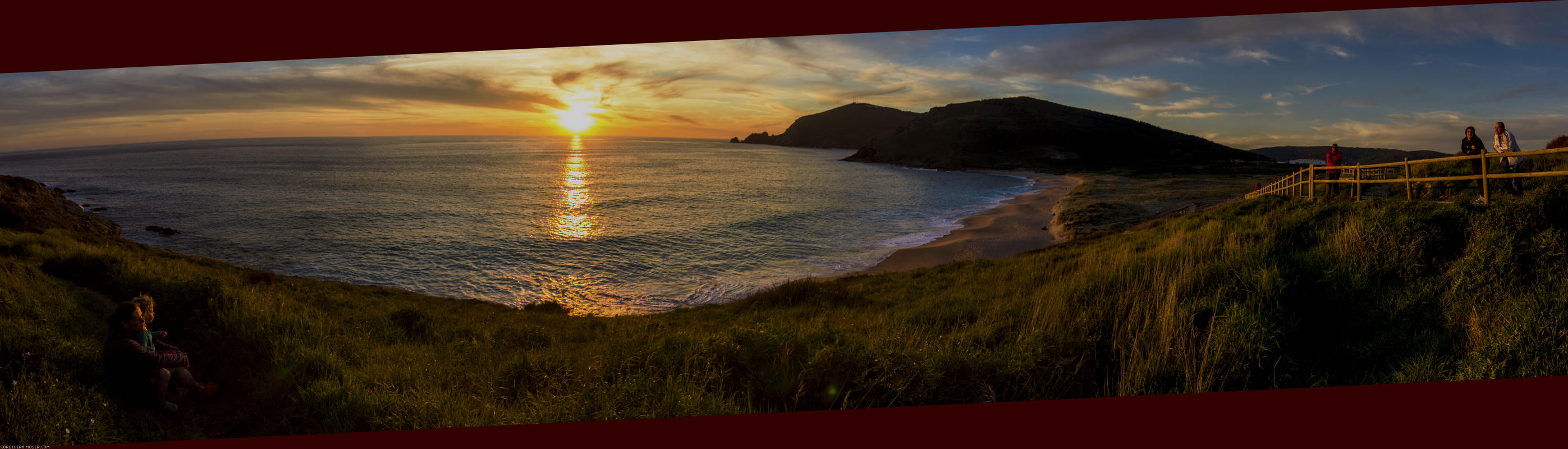 ﻿Finisterra. Sonnenuntergang am Ende der Welt.