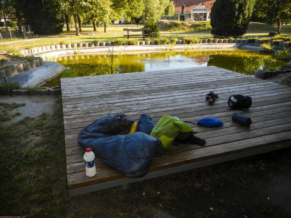 ﻿Trotz Dunkelheit haben wir heute einen exzellenten Schlafplatz gefunden.