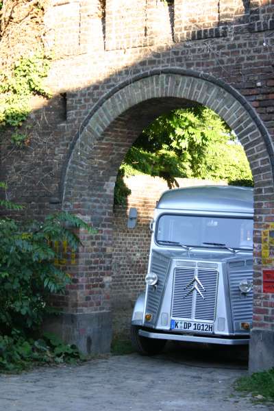 Suppentag. Mobile Soup Kitchen in Cologne.