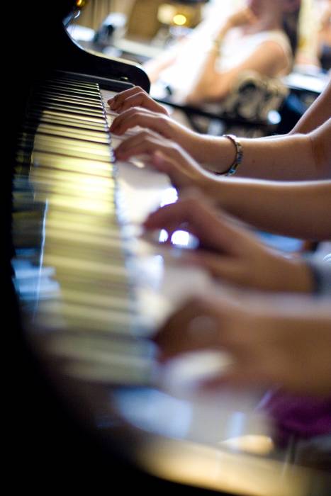 Joint Concert. Piano student of Yuko, Mila and Judit, Figaro Mainz, 05th July, 2009.