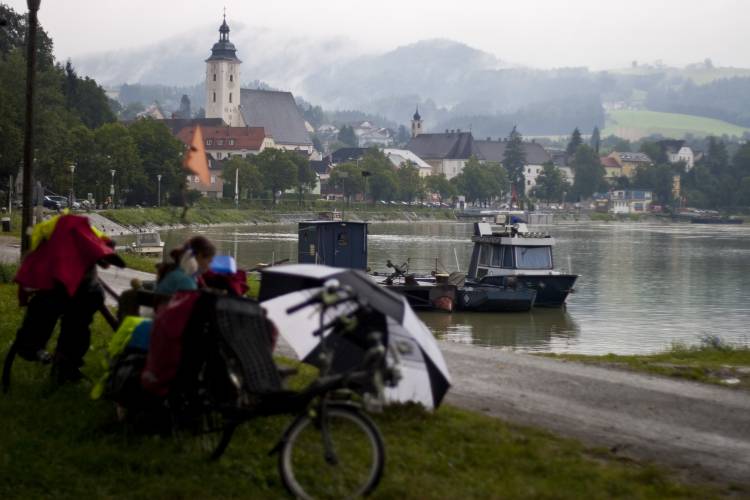 Hungary bike tour. 2400 km to lake Balaton and back, summer 2009