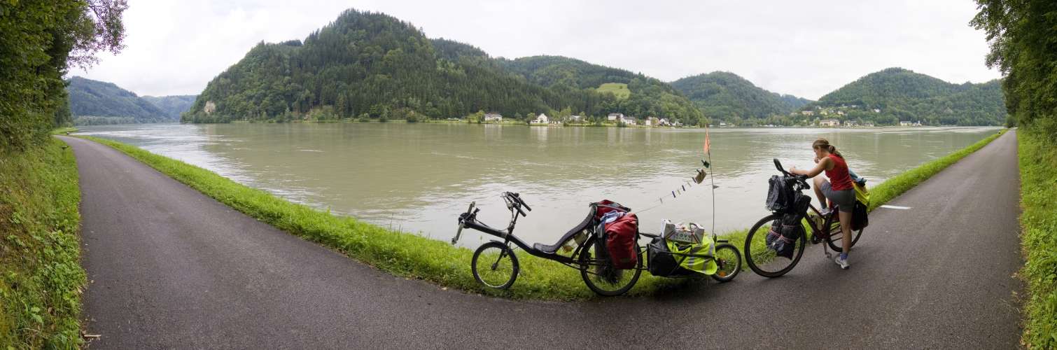 Hungary bike tour. 2400 km to lake Balaton and back, summer 2009