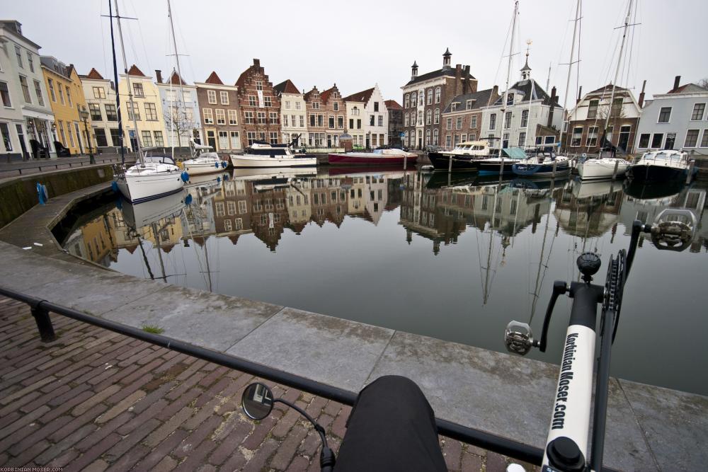 ﻿Benelux Bicycle Tour. Despite cold, wind and rain. Easter 2010