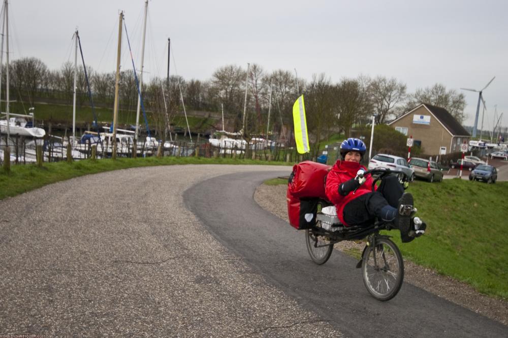 ﻿Benelux Bicycle Tour. Despite cold, wind and rain. Easter 2010