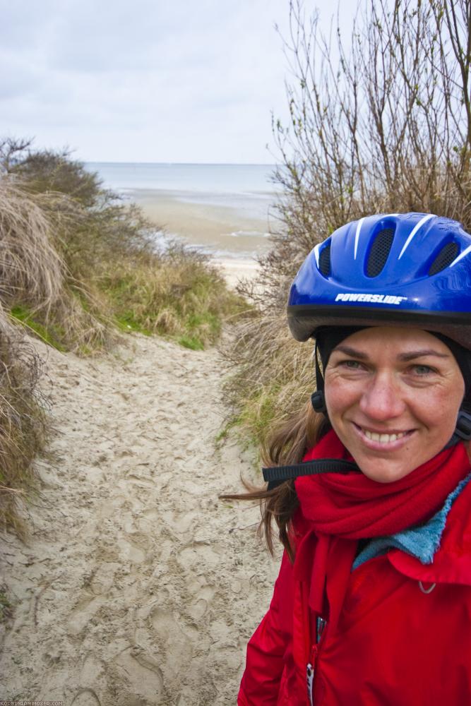 ﻿Benelux Bicycle Tour. Despite cold, wind and rain. Easter 2010