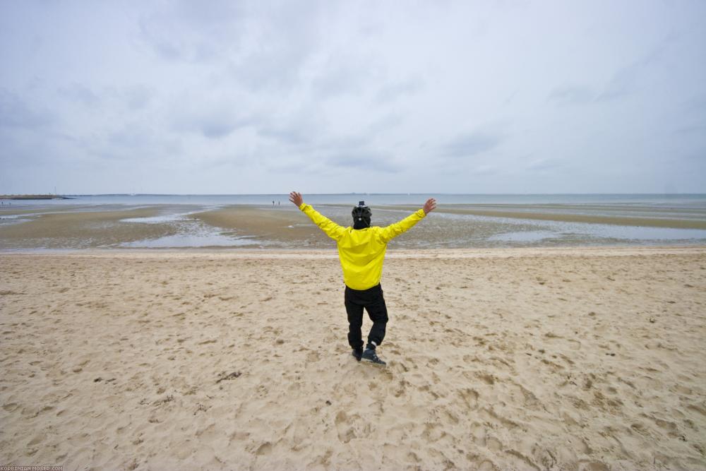 ﻿Benelux Bicycle Tour. Despite cold, wind and rain. Easter 2010