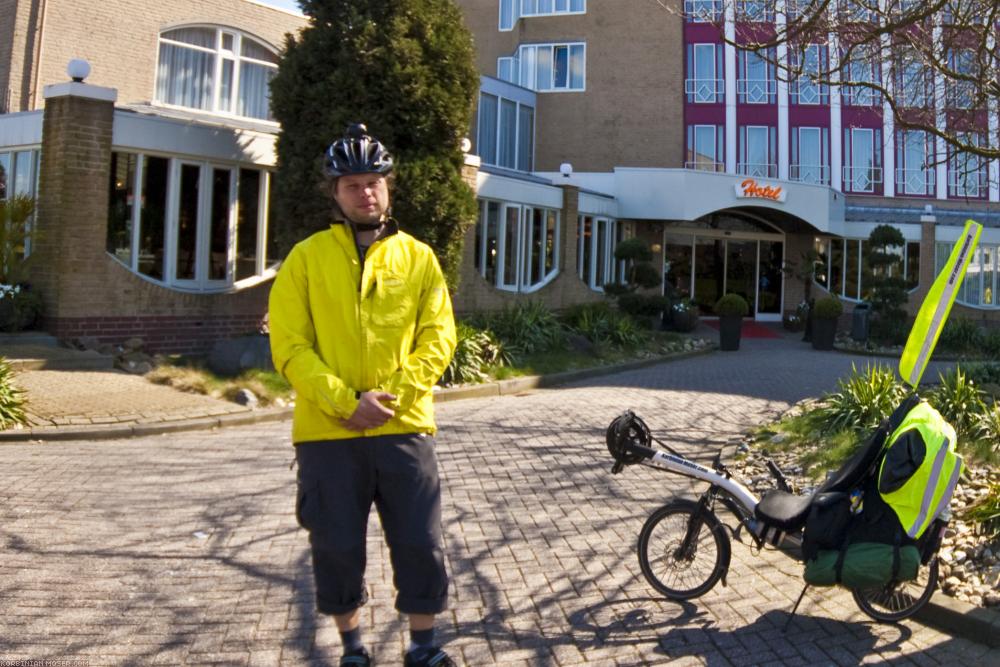 ﻿Benelux Bicycle Tour. Despite cold, wind and rain. Easter 2010