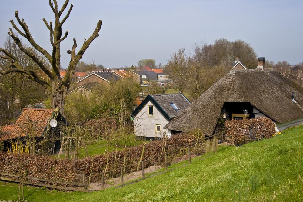 ﻿Benelux Bicycle Tour. Despite cold, wind and rain. Easter 2010