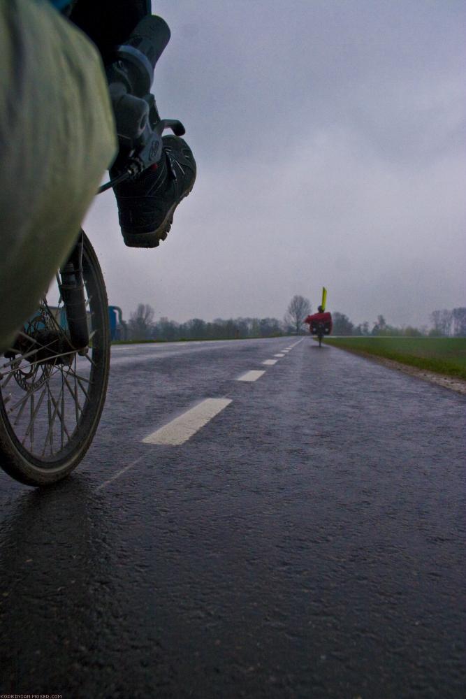 ﻿Benelux Bicycle Tour. Despite cold, wind and rain. Easter 2010