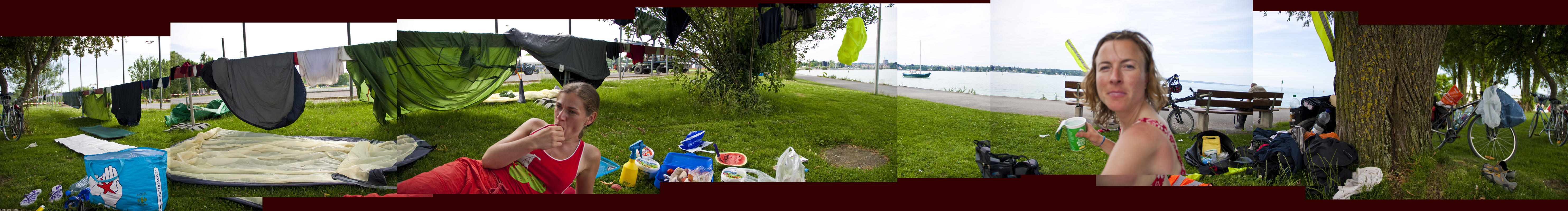 ﻿Hang around. At the lake we take a very long break and dry our tents, that are still wet from the morning dew.