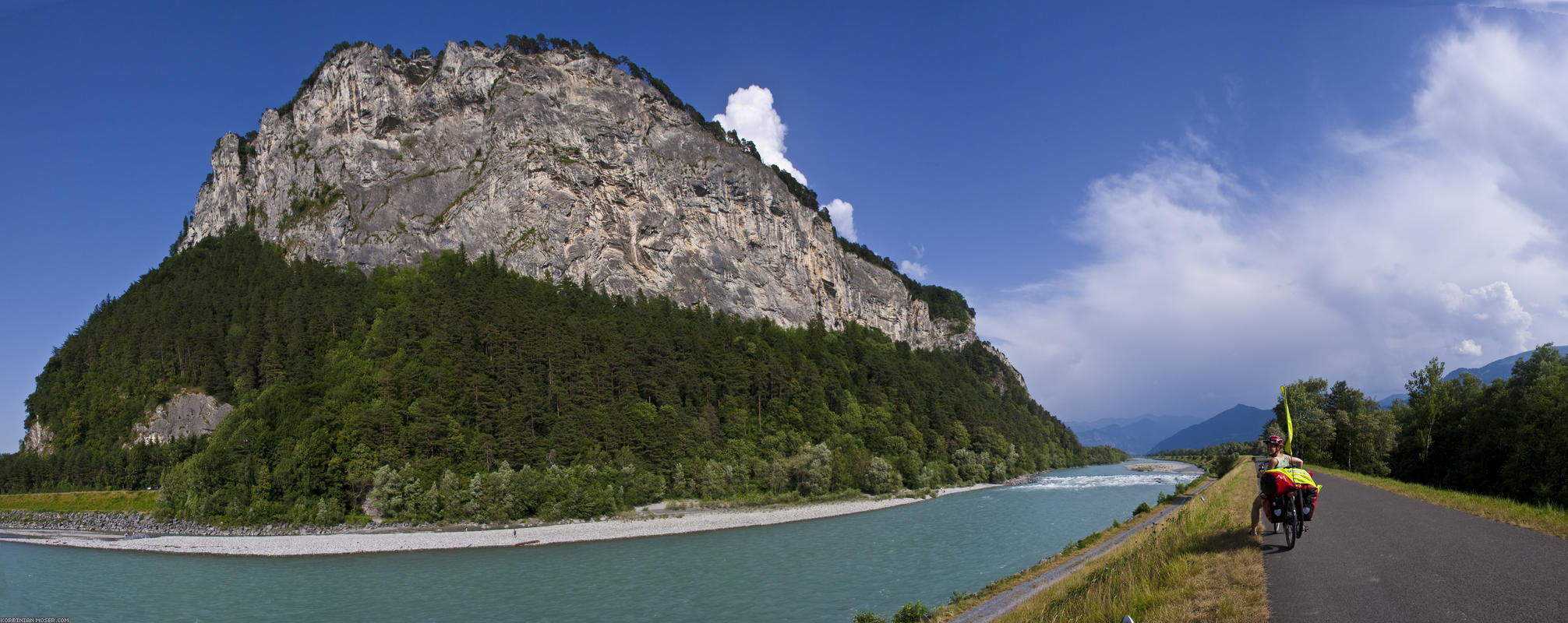 ﻿Eight countries recumbent tour. Pregnantly across the Alpes, summer 2010