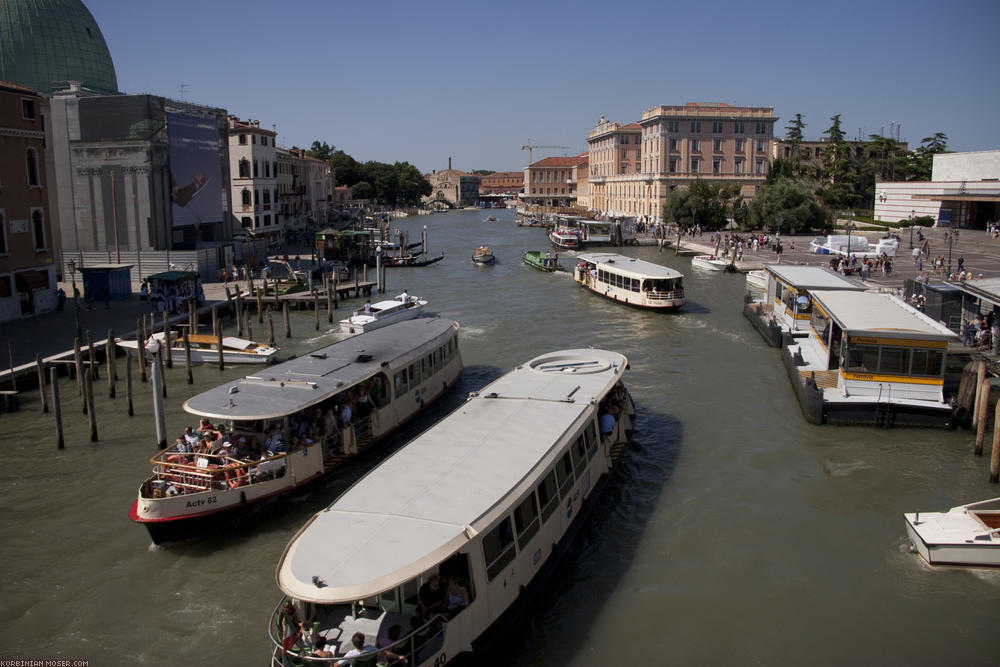 ﻿Rush Hour. A lot of traffic on the big canal.