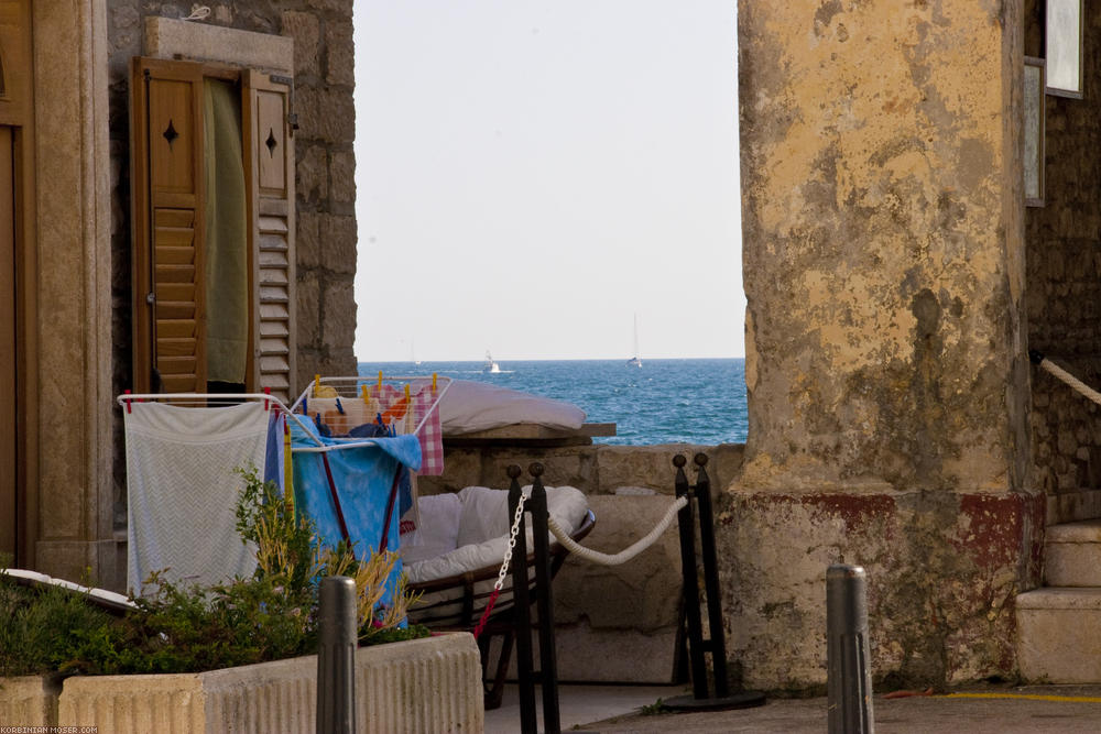 ﻿Novigrad. View onto the sea.