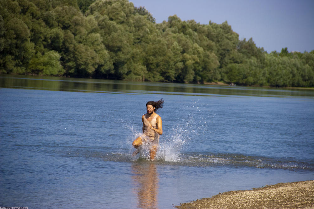 ﻿Barcs. The old beach at the Drava now is abandoned. Perfect for making nude photos.