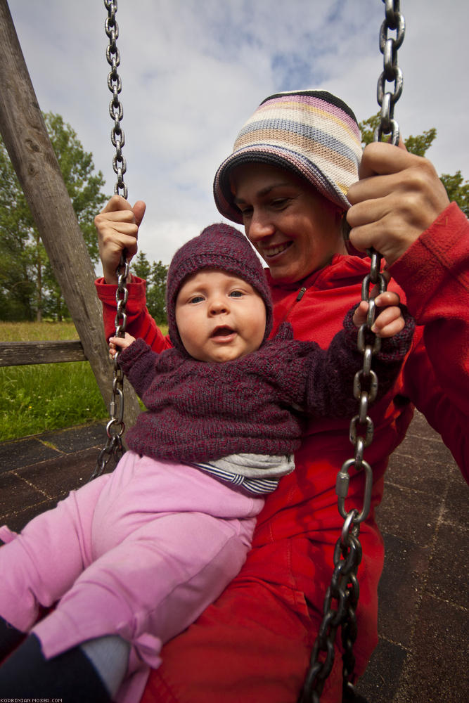 ﻿Behold. Mona already knows how to swing.