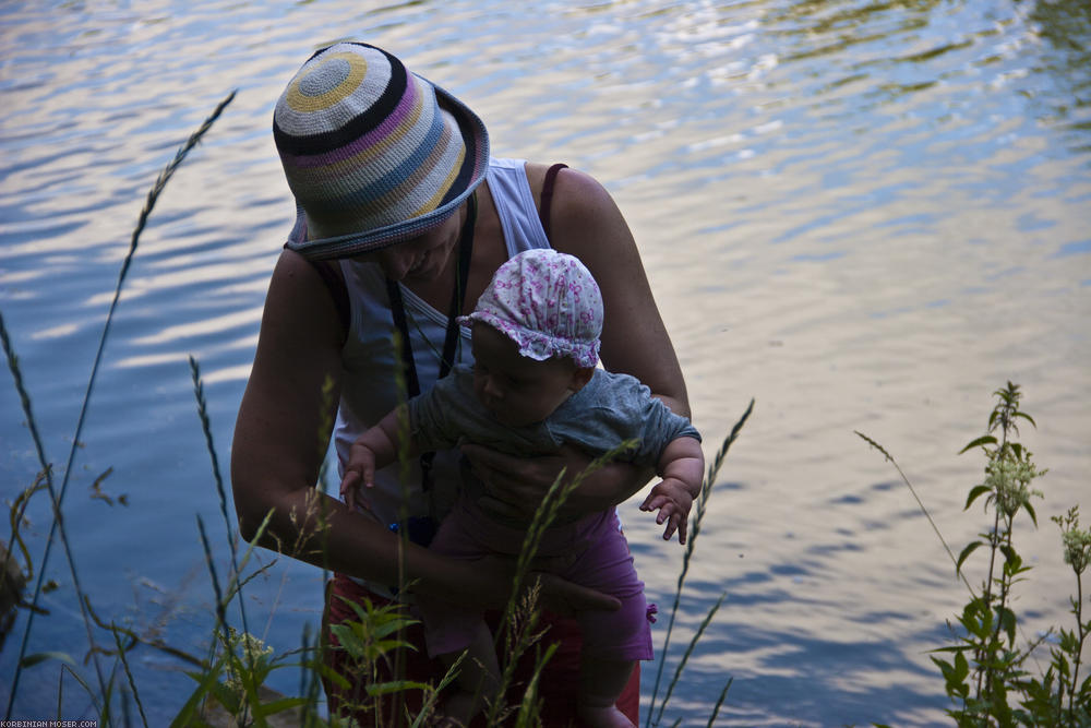 ﻿Late afternoon pause at the water.