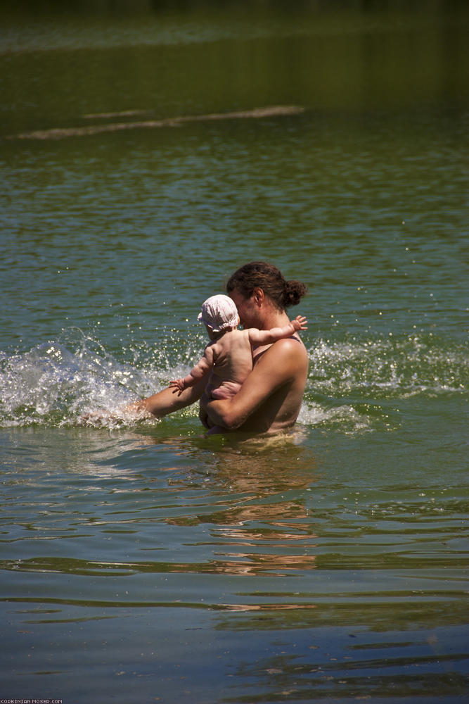 ﻿Swimming in the lake. First time for Mona.