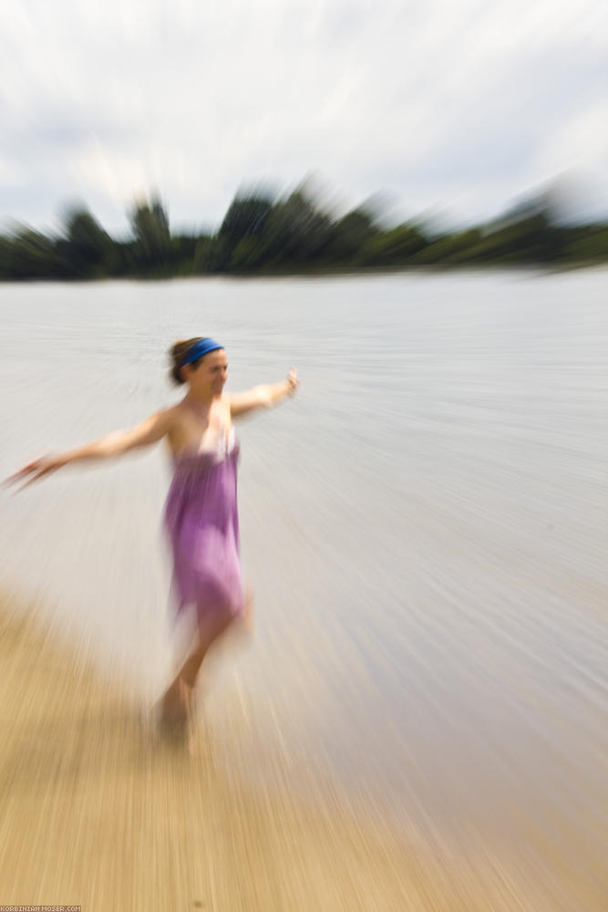 ﻿Nude photos at the old Drava-beach.