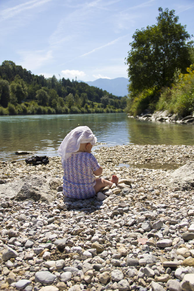 ﻿Best resting place of the whole tour. An ice cold mountain stream flows into the Drava here and offers us a beautiful little gravel beach.