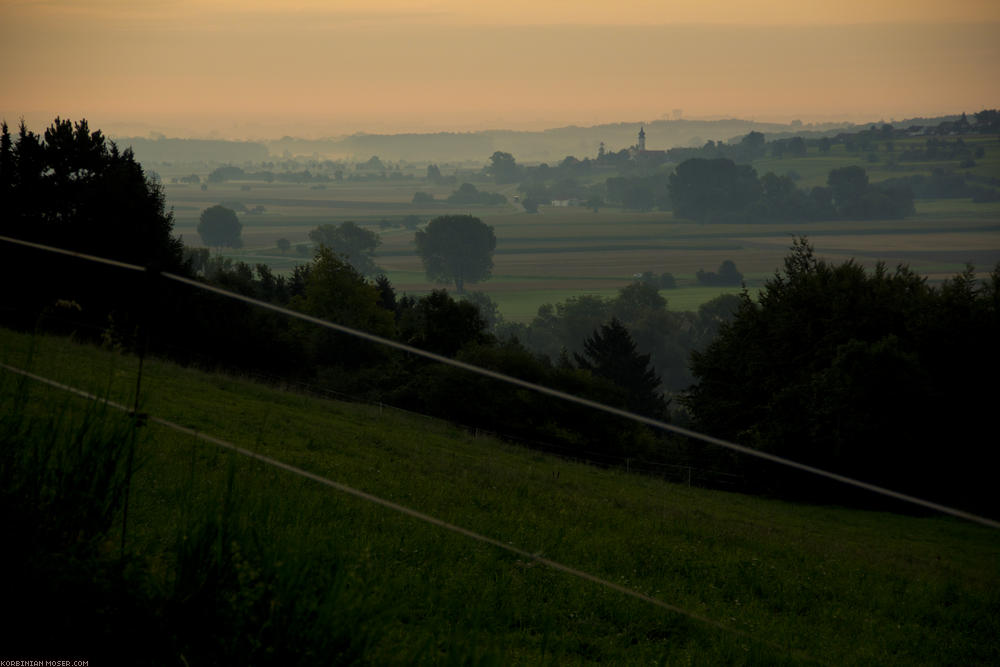 ﻿Ehingen. Morning atmosphere on the hill.