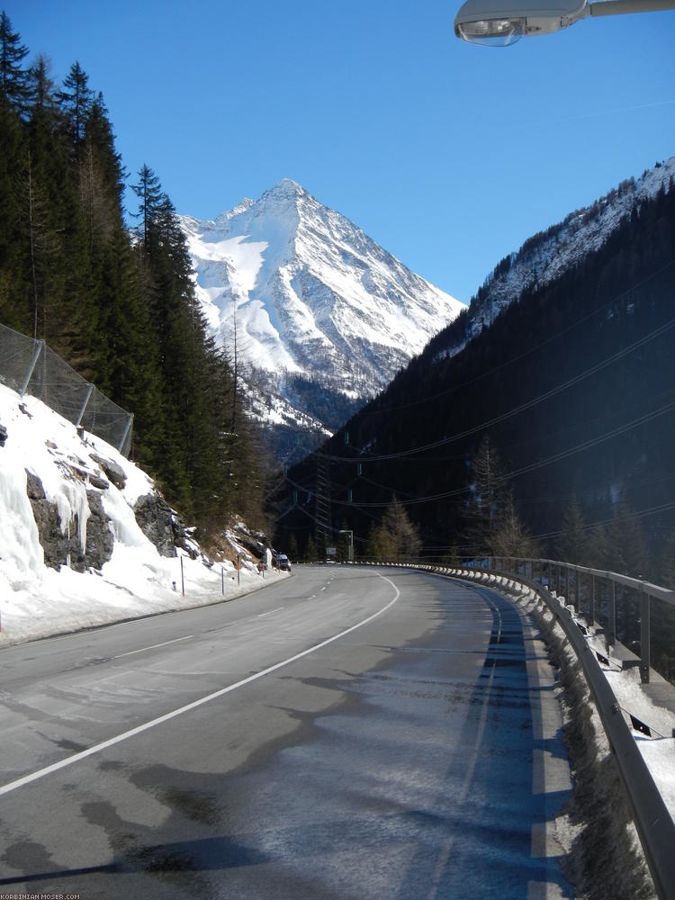 ﻿Felbertauern Highway. The descent.