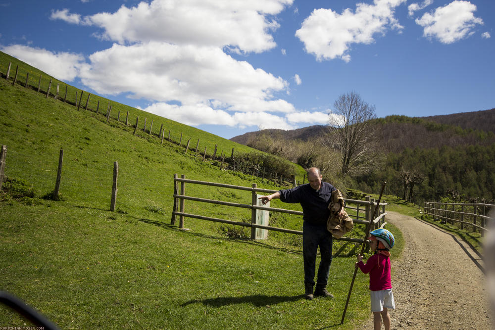 Camino de Santjátszó. Heavy-load pilgrimage in April-May 2014.