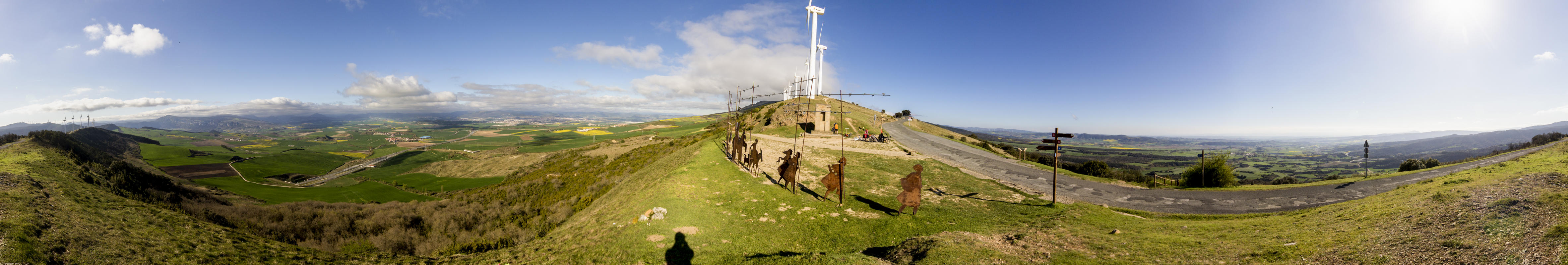 Camino de Santjátszó. Heavy-load pilgrimage in April-May 2014.