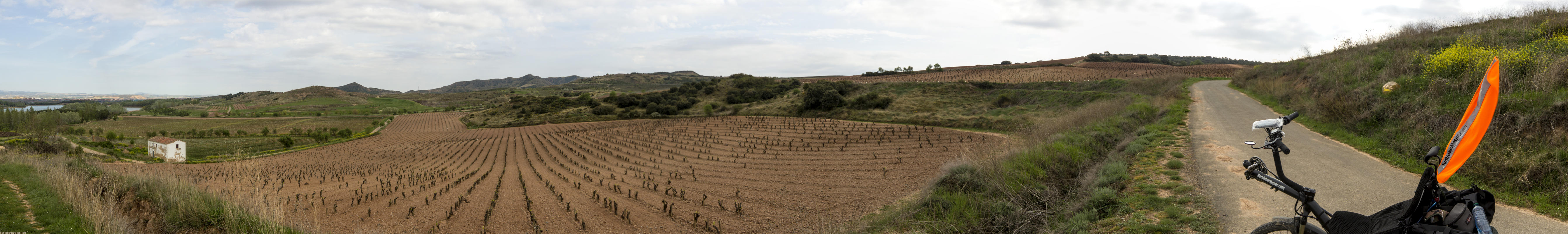 Camino de Santjátszó. Heavy-load pilgrimage in April-May 2014.