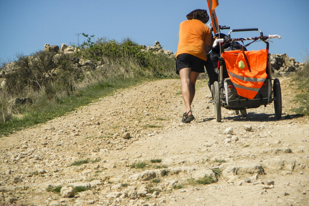 Camino de Santjátszó. Heavy-load pilgrimage in April-May 2014.