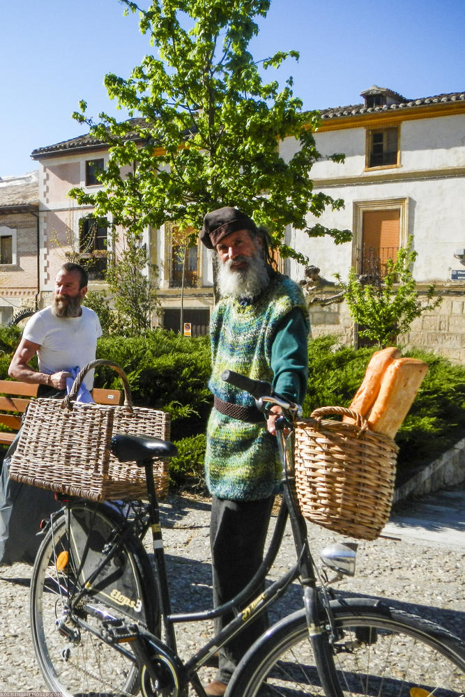 Camino de Santjátszó. Heavy-load pilgrimage in April-May 2014.