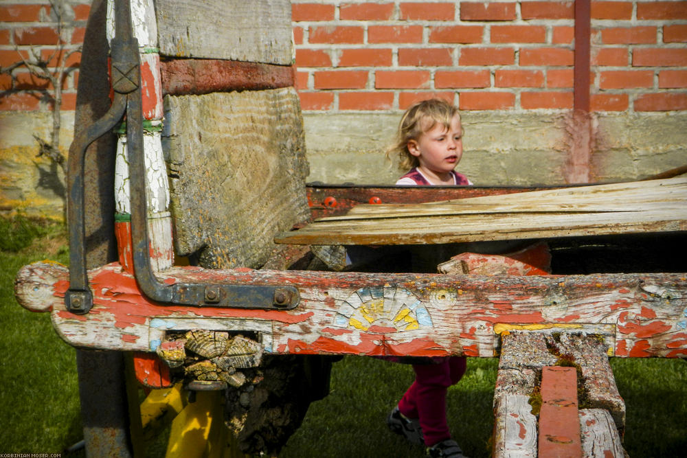 Camino de Santjátszó. Heavy-load pilgrimage in April-May 2014.