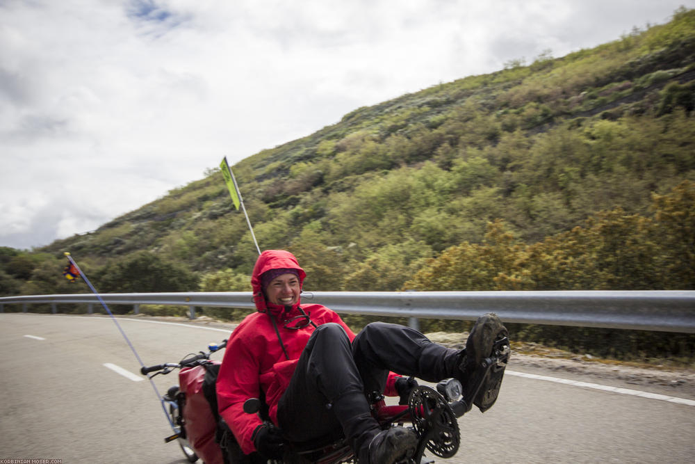 Camino de Santjátszó. Heavy-load pilgrimage in April-May 2014.