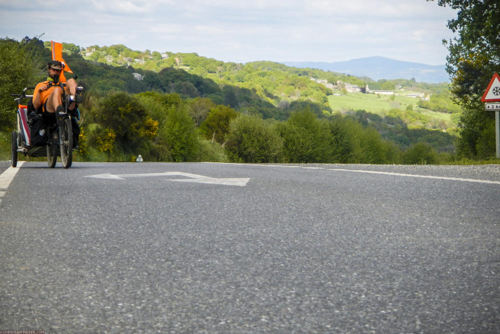 Camino de Santjátszó. Heavy-load pilgrimage in April-May 2014.