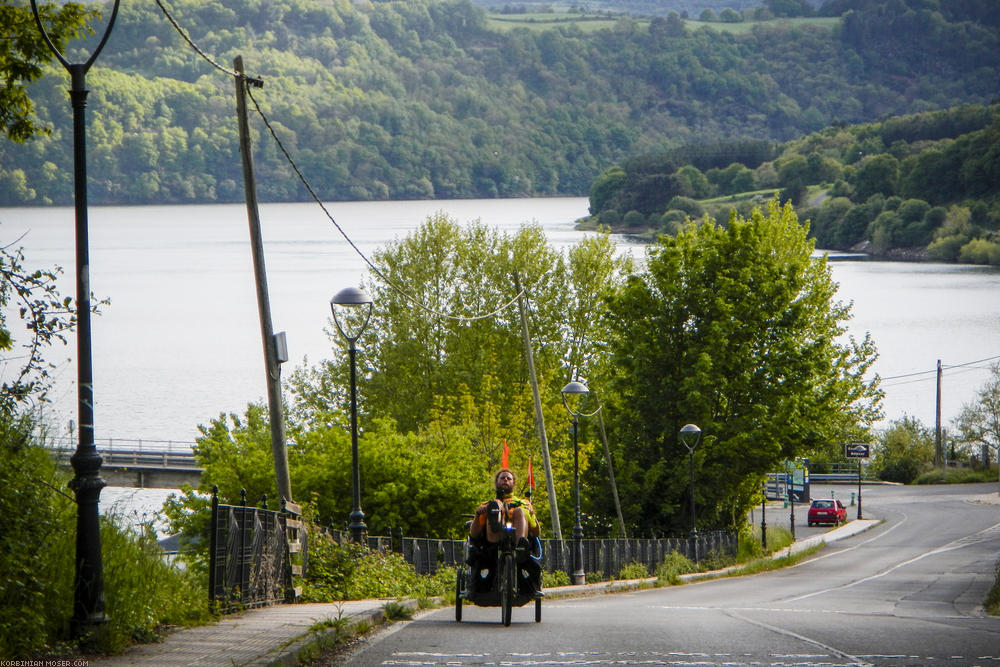 Camino de Santjátszó. Heavy-load pilgrimage in April-May 2014.