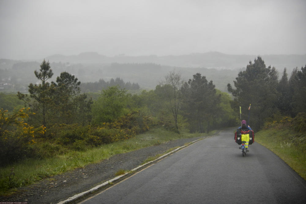 Camino de Santjátszó. Heavy-load pilgrimage in April-May 2014.