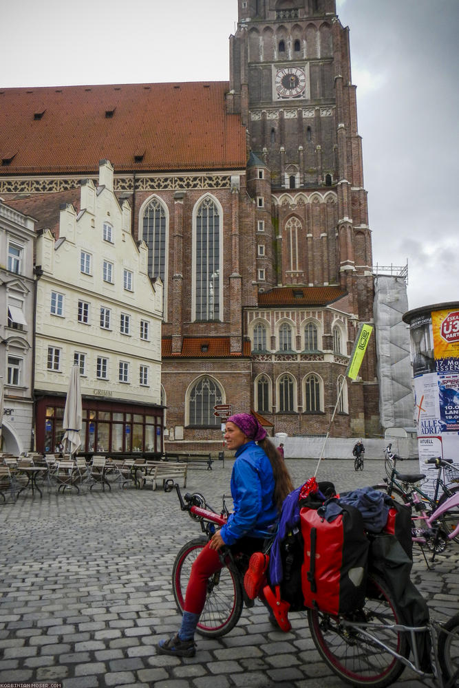 Rain cycling along Isar and Danube, May 2014.