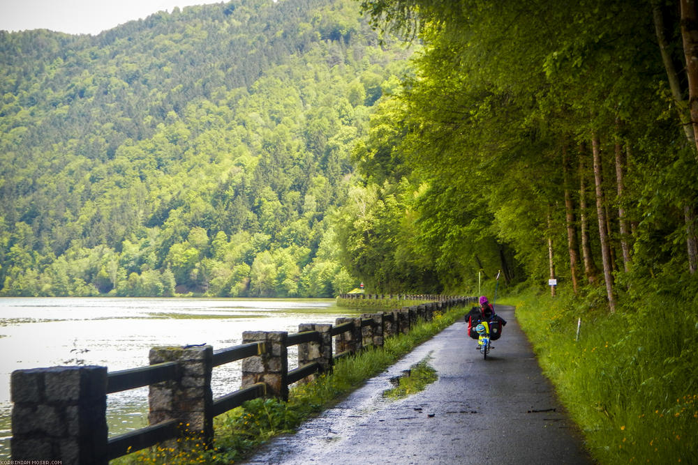 Rain cycling along Isar and Danube, May 2014.